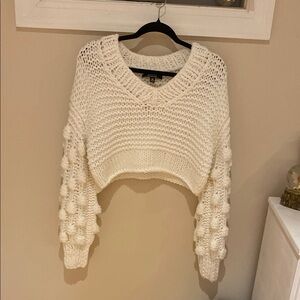 hera collection crop bubble sleeve sweater medium